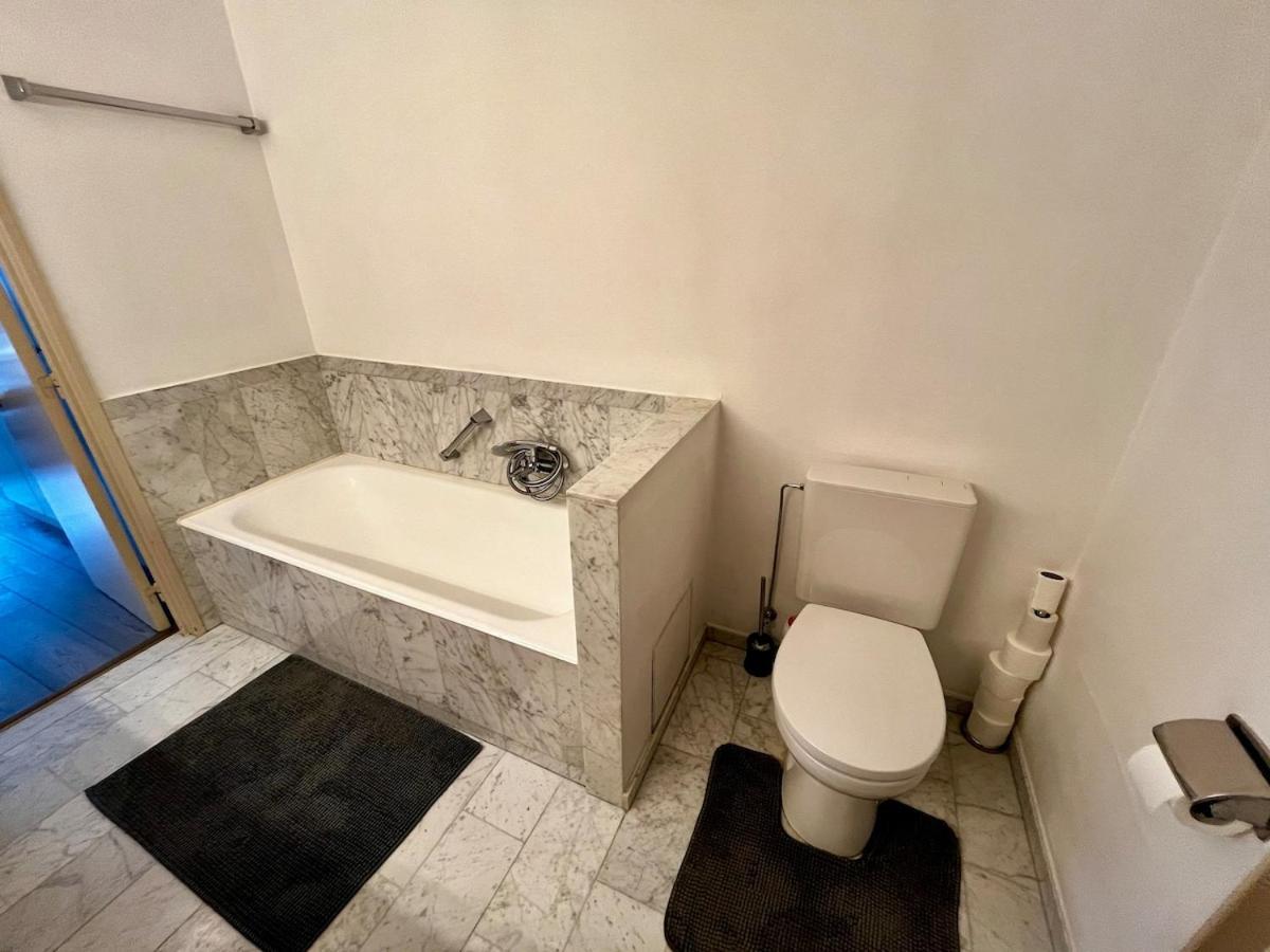 Big Apartment With Parking In Αμβέρσα Εξωτερικό φωτογραφία
